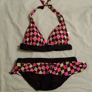 Punky argyle printedruffled two piece bathing suit